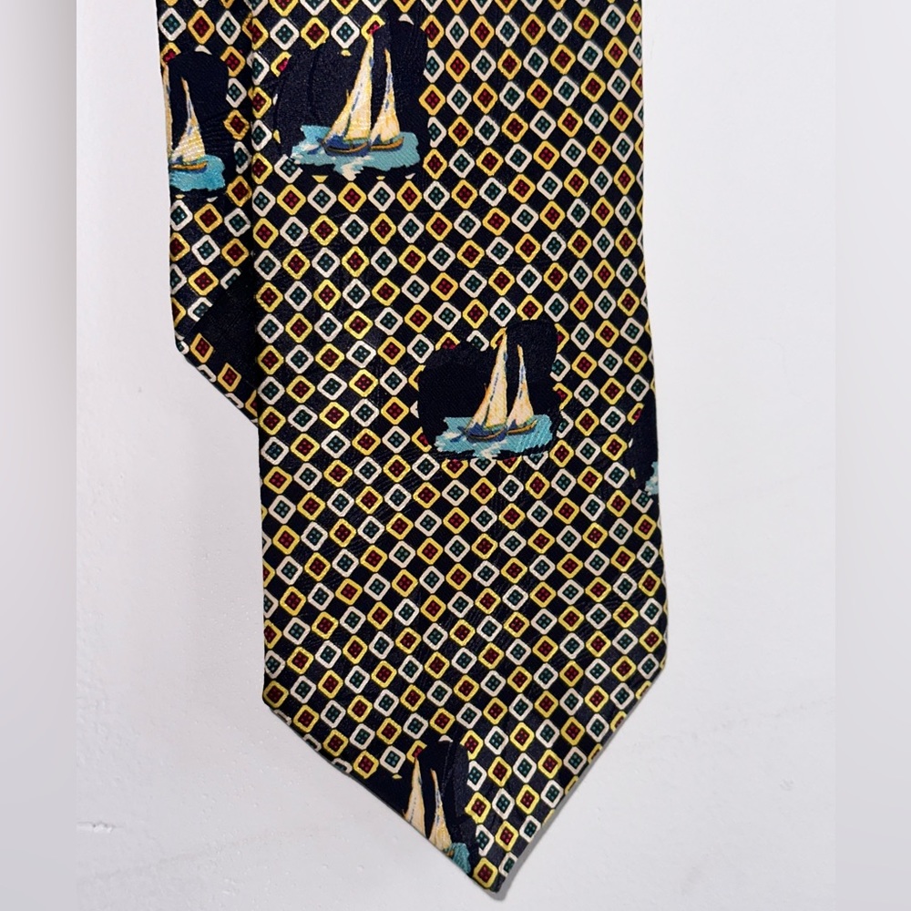 Brioni tie